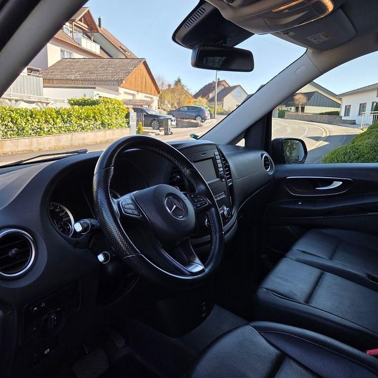 Gebraucht Mercedes Vito 163 PS (119 kW) 2018 Schwarz Van