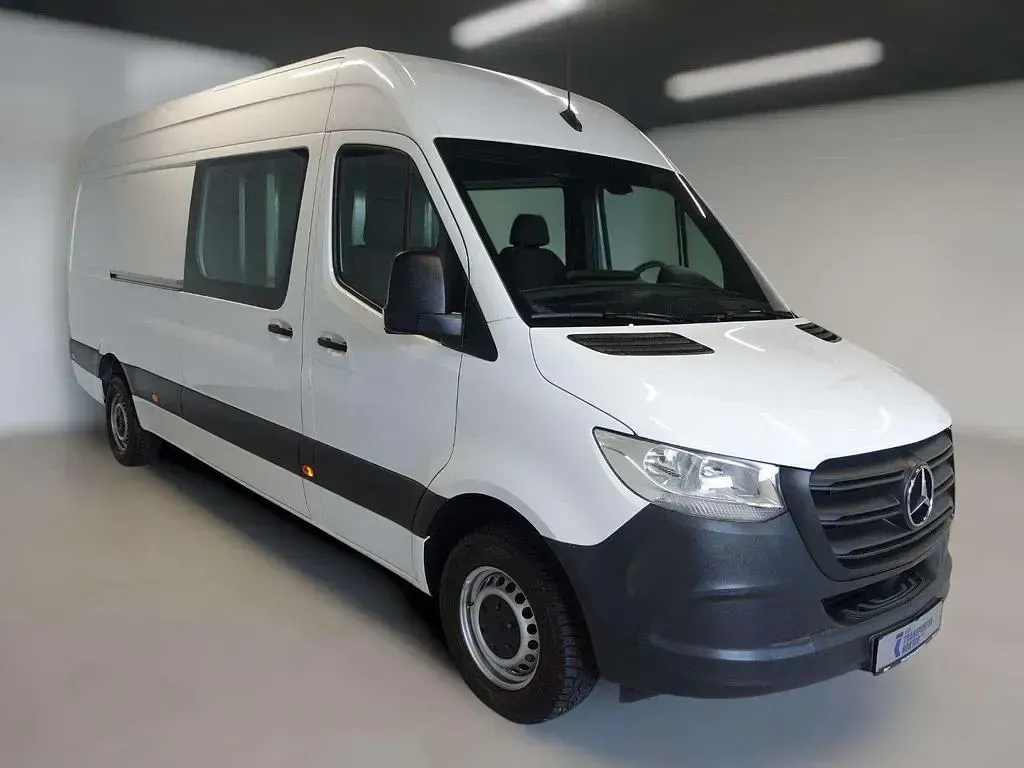 Gebraucht Mercedes Sprinter 170 PS (125 kW) 2023 Arktikweiss Van