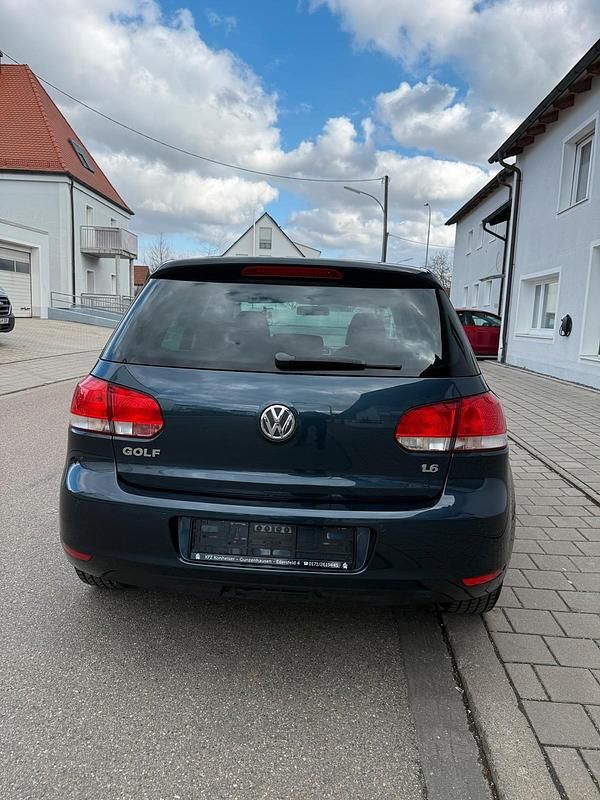 Gebraucht VW Golf VI 102 PS (75 kW) 2009 Kleinwagen