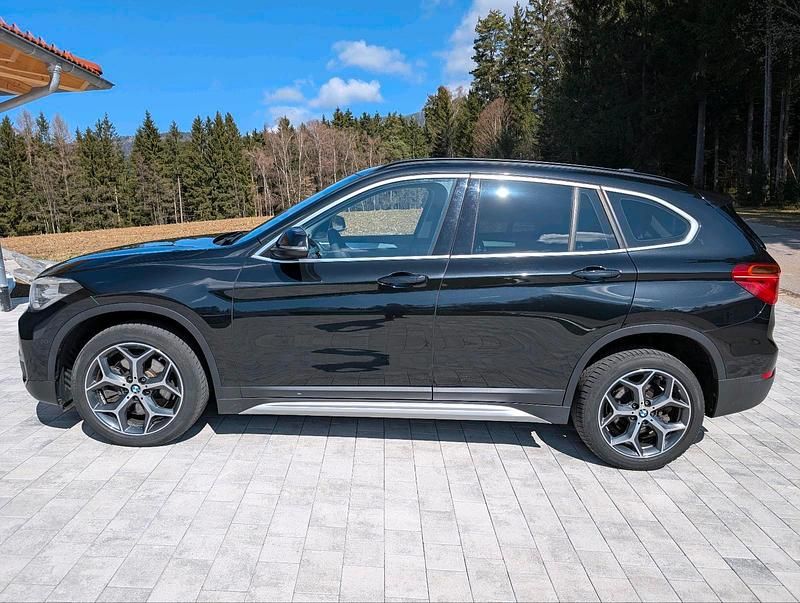 Gebraucht BMW X1 xLine 231 PS (169 kW) 2016 Schwarz SUV