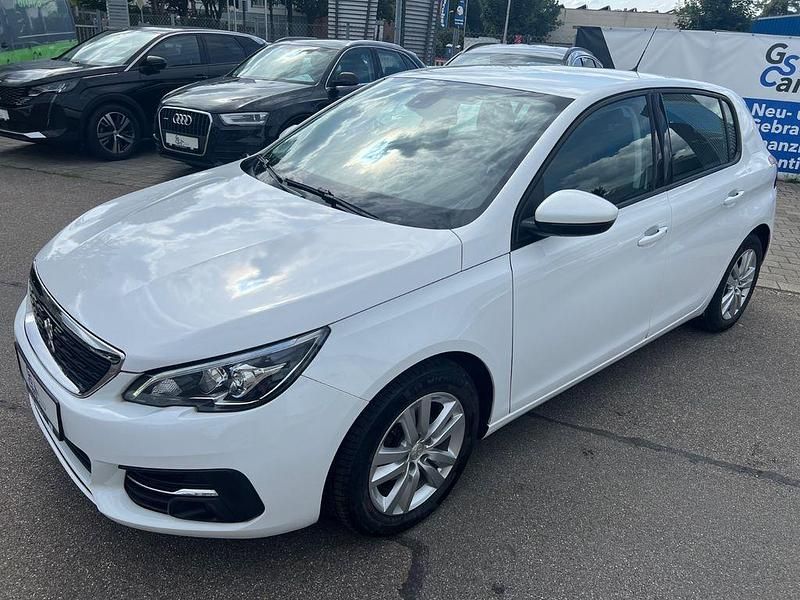 Weiß Gebraucht 2022 Peugeot 308 Active Limousine | 13.999 € (Superpreis) - Bild 1/4