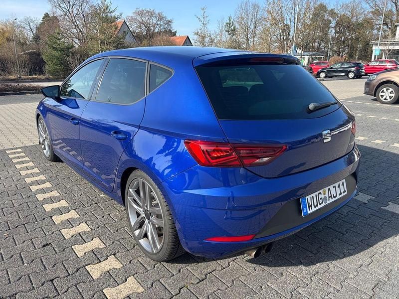 Gebraucht Seat Leon FR 179 PS (131 kW) 2018 Blau Limousine