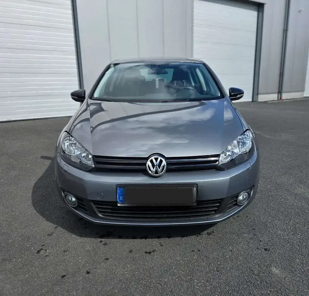 Używany VW Golf VII Match 105 KM (77 kW) 2012 Sedan/Limuzyna