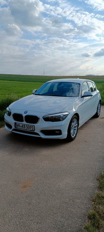 Weiß Gebraucht 2018 BMW 118 M Sport Kleinwagen | 13.900 € - Bild 1/4