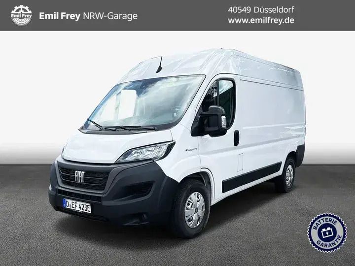 Weiss Gebraucht 2023 Fiat E-Ducato Limousine | 48.990 € - Bild 1/4