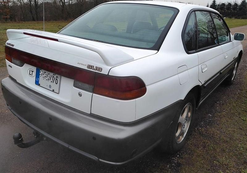 Gebraucht Subaru Outback Sport 150 PS (110 kW) 1999 Weiß Limousine