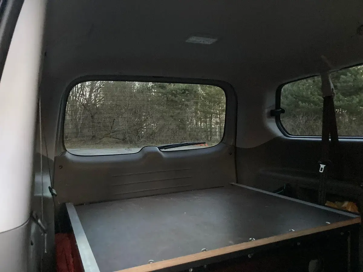 Gebraucht Hyundai H-1 170 PS (125 kW) 2016 Silber Van / Kleinbus