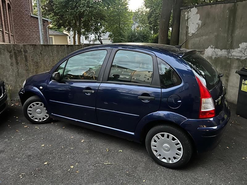 Blau Gebraucht 2005 Citroën C3 Style Kleinwagen | 1.790 € (Fairer Preis) - Bild 1/4