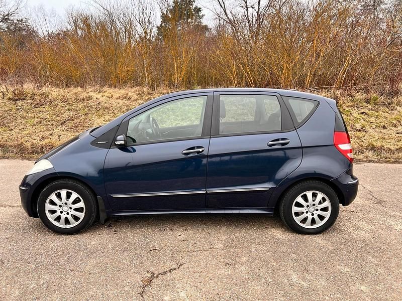 Gebraucht Mercedes A170 119 PS (87 kW) 2005 Blau Kleinwagen