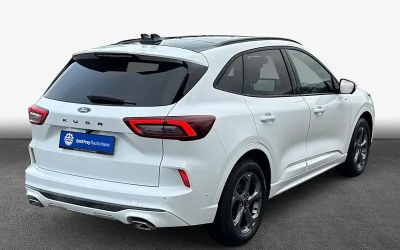 Usata Ford Kuga ST-Line X 186 CV (136 kW) 2024 Bianco SUV