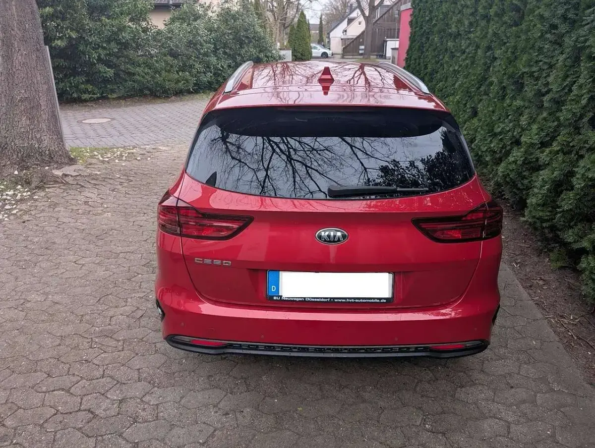 Gebraucht Kia Ceed Sportswagon Edition 7 101 PS (74 kW) 2021 Rot Kombi