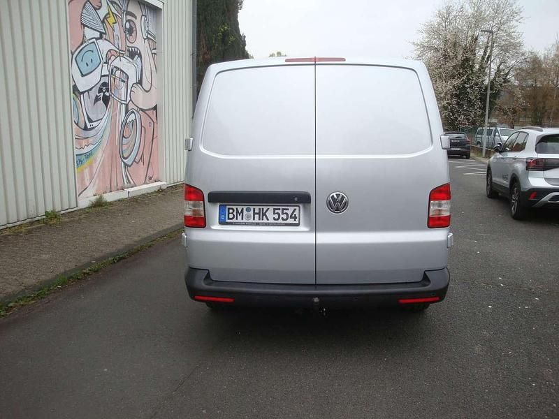 Gebraucht VW Transporter 140 PS (102 kW) 2014 Reflexsilber metallic Van