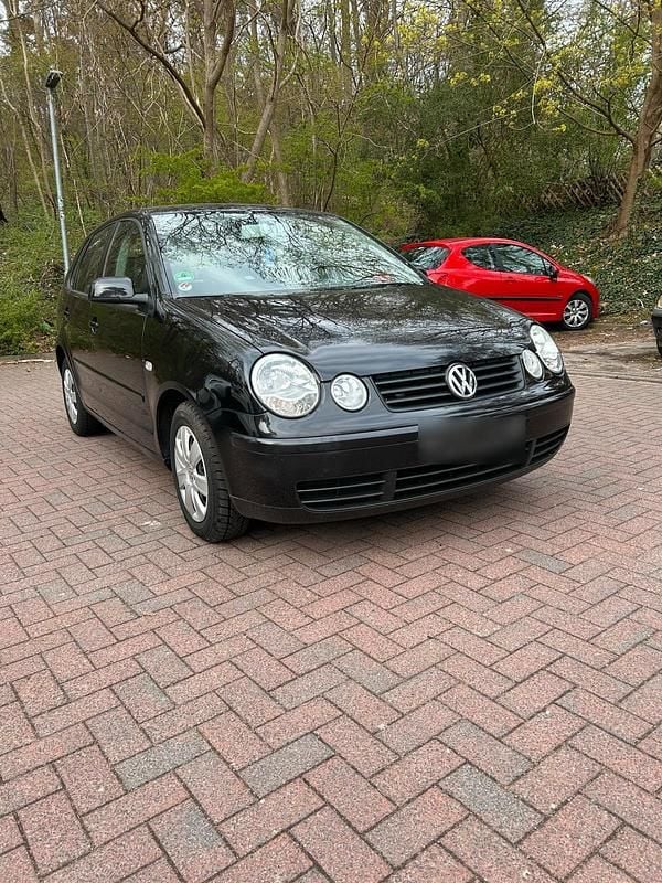 Gebraucht VW Polo 54 PS (39 kW) 2004 Schwarz Kleinwagen