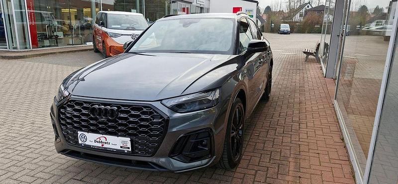 Grau Gebraucht 2021 Audi Q5 Sportback S-Line SUV | 50.900 € - Bild 1/4