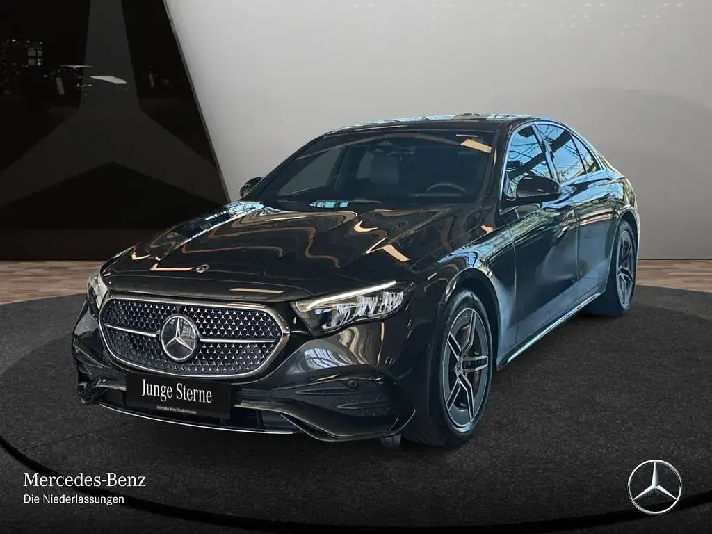 Gebraucht Mercedes E220 Advanced 197 PS (144 kW) 2025 Grau Limousine