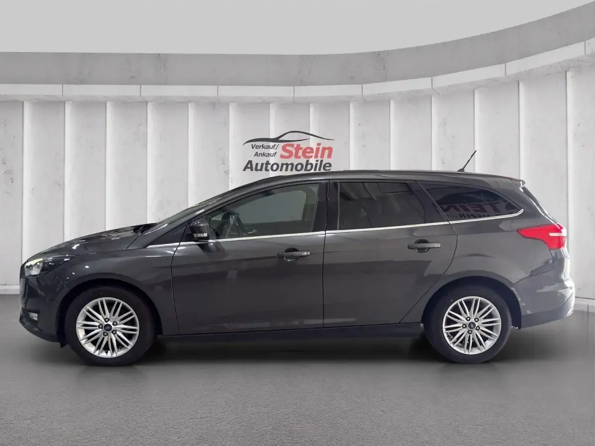 Gebraucht Ford Focus Cool & Connect 125 PS (91 kW) 2018 Grau Kombi