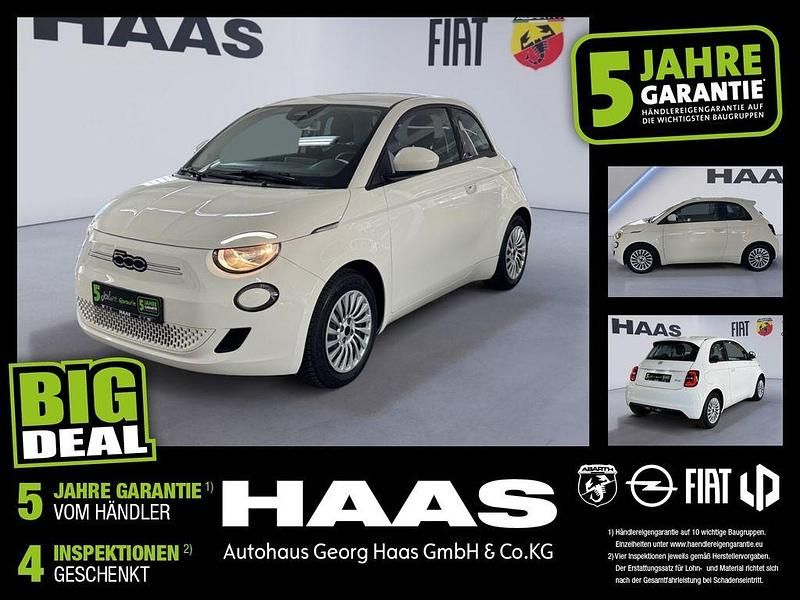Colore esterno (arktis weiß) Gebraucht 2023 Fiat 500e Limousine | 20.980 € (Guter Preis) - Bild 1/4
