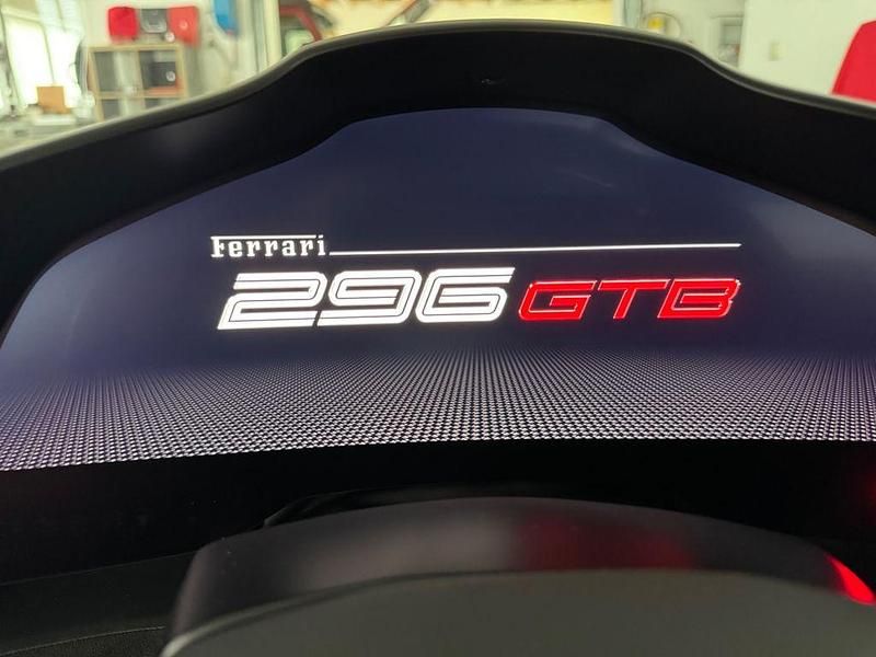 Gebraucht Ferrari 296 829 PS (609 kW) 2024 Schwarz