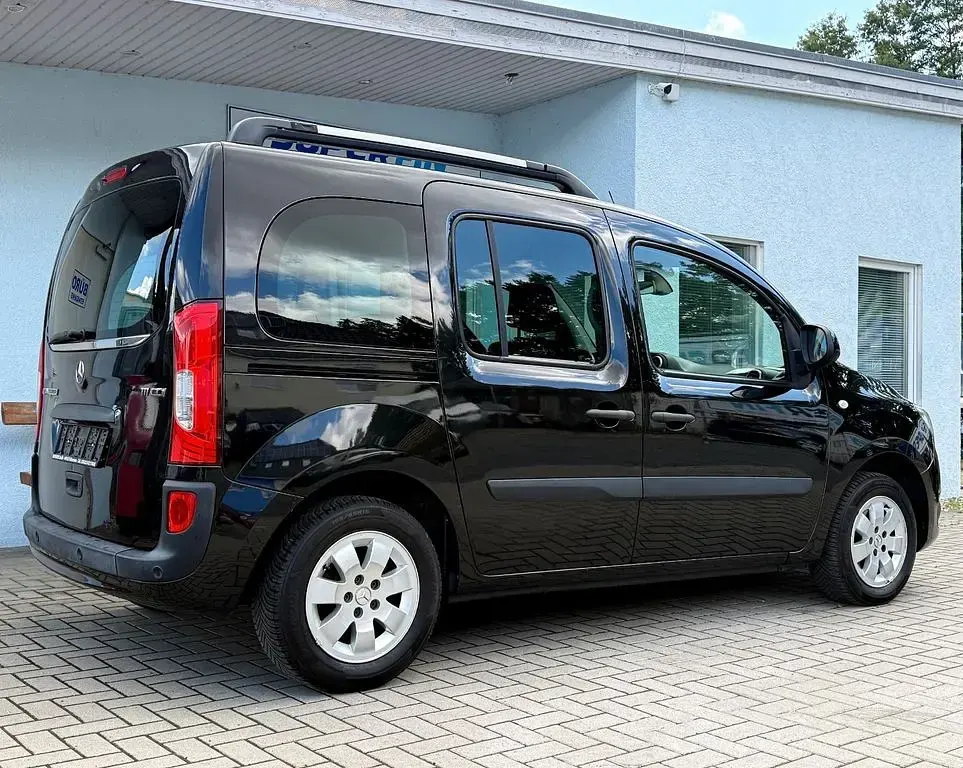 Gebraucht Mercedes Citan 111 Edition 110 PS (80 kW) 2018 Schwarz Van / Kleinbus