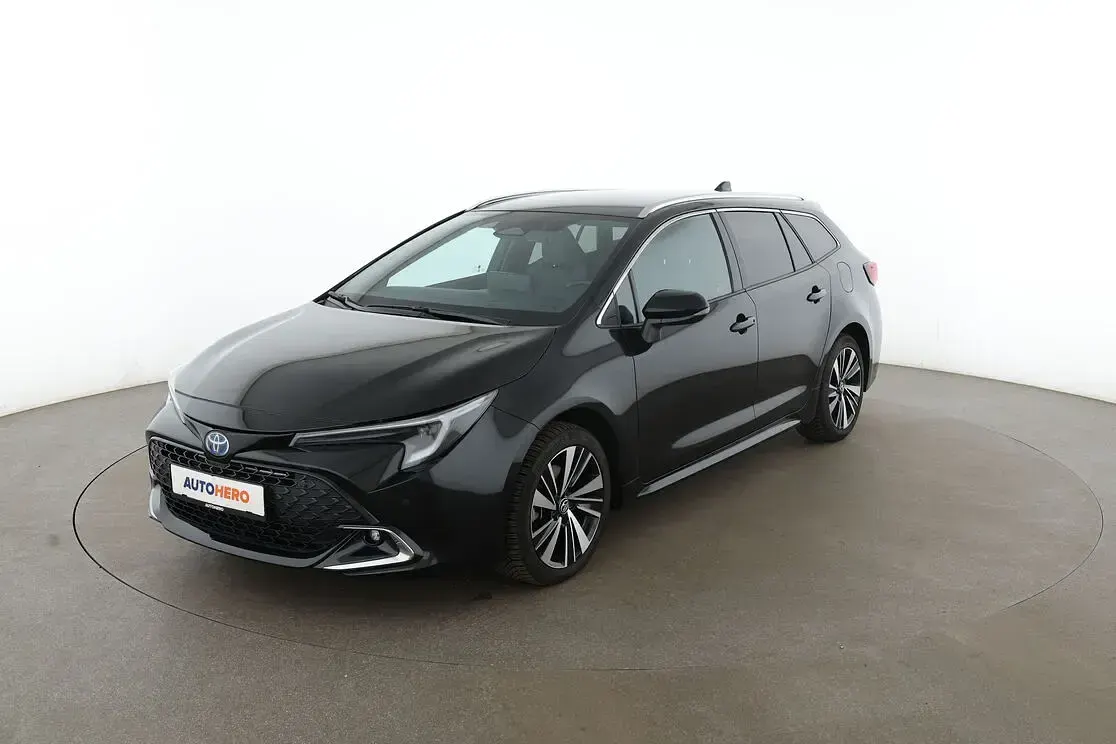 Gebraucht Toyota Corolla 196 PS (144 kW) 2025 Kombi