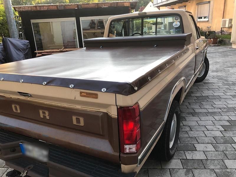 Gebraucht Ford F-150 180 PS (132 kW) 1986 Beige Abholung