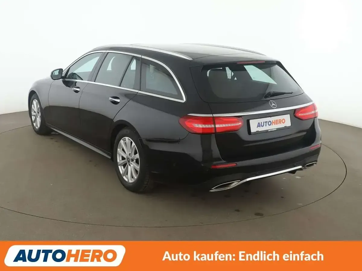 Gebraucht Mercedes E200 AMG line 184 PS (135 kW) 2018 Obsidianschwarz Kombi