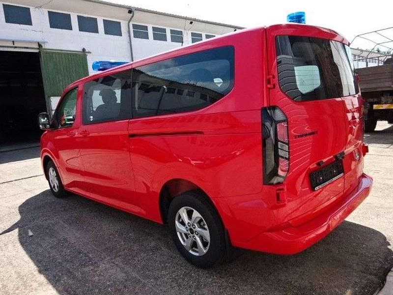 Gebraucht Ford Transit Custom Limited 136 PS (100 kW) 2024 Race red Van / Kleinbus