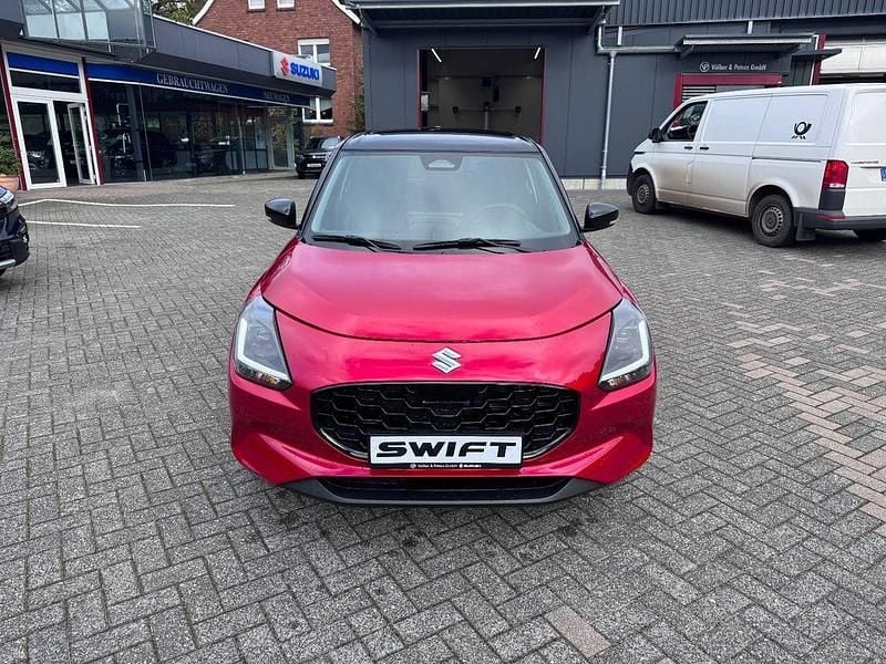 Gebraucht Suzuki Swift Comfort+ 83 PS (61 kW) 2025 Rot Kleinwagen
