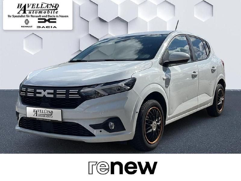 Gletscherweiss Gebraucht 2023 Dacia Sandero Expression Kleinwagen | 13.490 € (Fairer Preis) - Bild 1/4