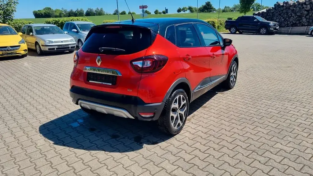 Gebraucht Renault Captur Crossborder 118 PS (86 kW) 2017 Orange SUV