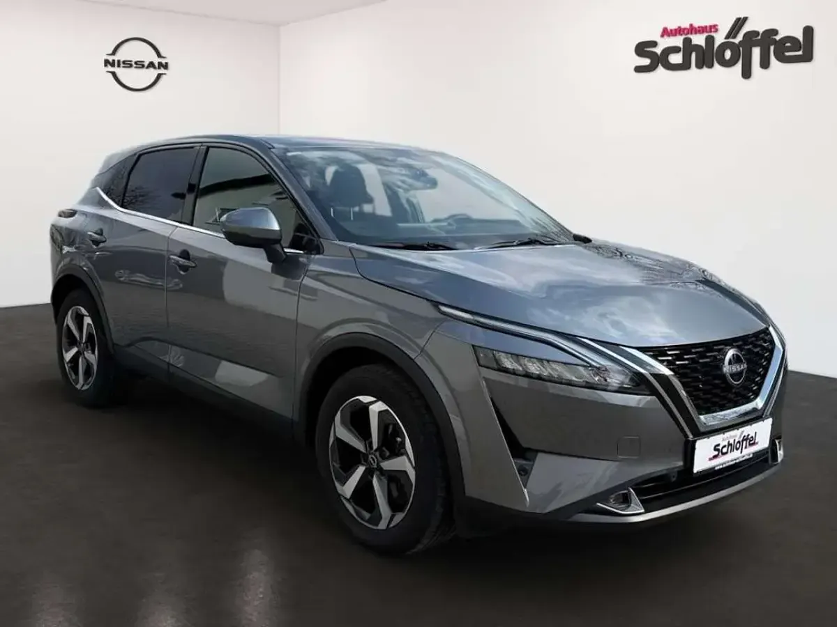 Gebraucht Nissan Qashqai 140 PS (102 kW) 2024 Grau SUV