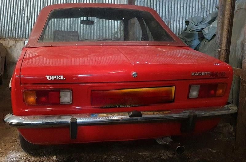 Gebraucht Opel Kadett 60 PS (44 kW) 1977 Rot Coupé