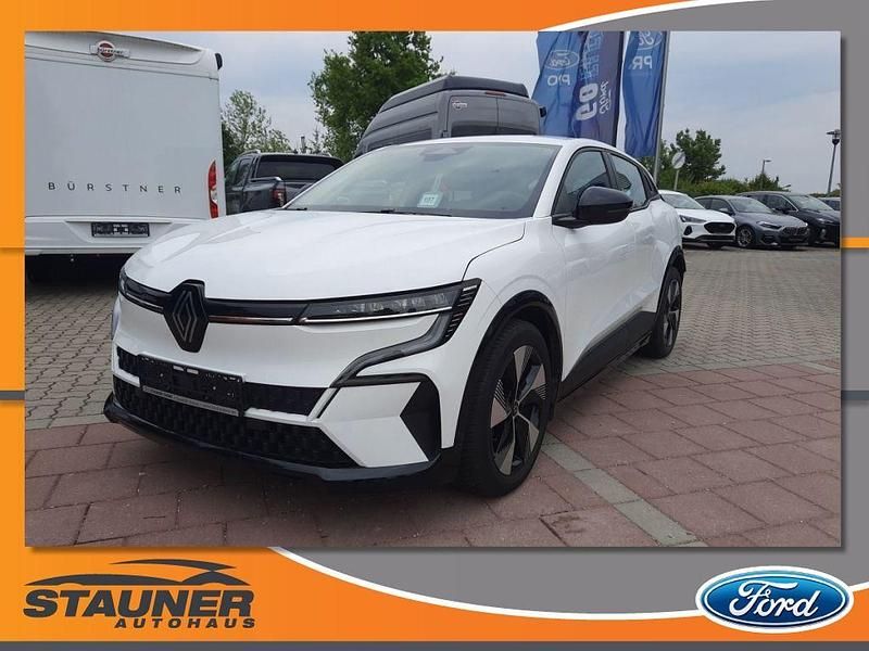 Gletscherweiss Gebraucht 2022 Renault Mégane Equilibre Limousine | 17.980 € (Superpreis) - Bild 1/4
