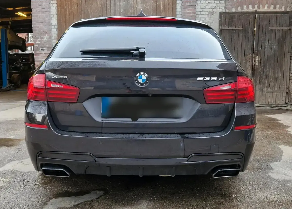 Gebraucht BMW 535 Sport Line 313 PS (230 kW) 2015 Schwarz Kombi