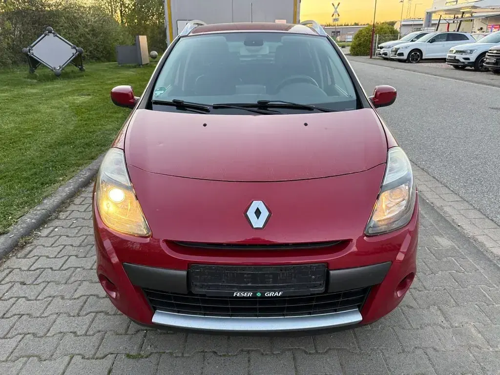 Gebraucht Renault Clio Luxe 103 PS (75 kW) 2010 Rot Limousine