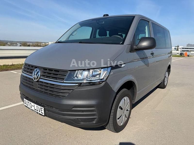 Gebraucht VW Transporter 150 PS (110 kW) 2022 Grau Van