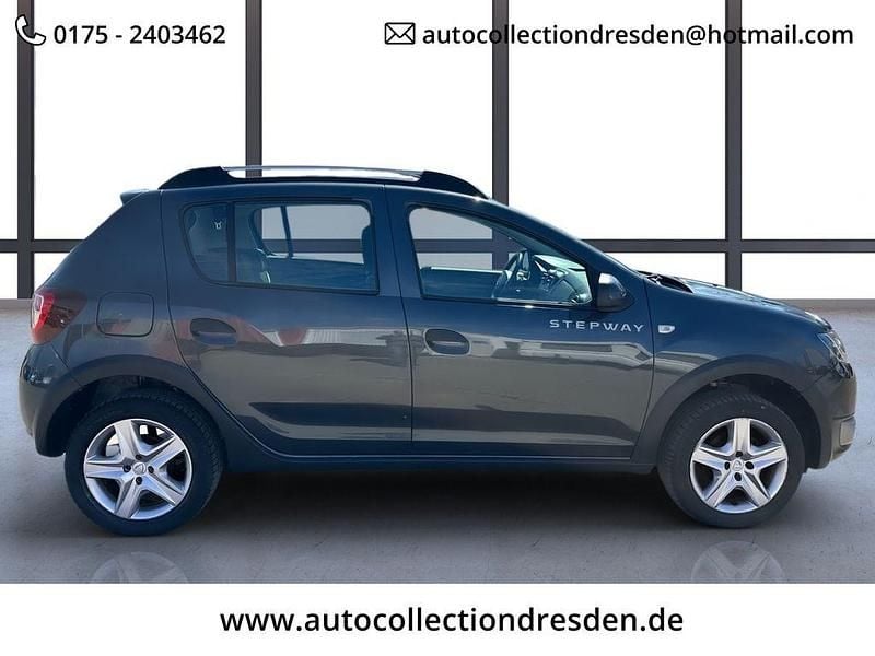 Gebraucht Dacia Sandero Prestige 90 PS (66 kW) 2016 Grau Limousine
