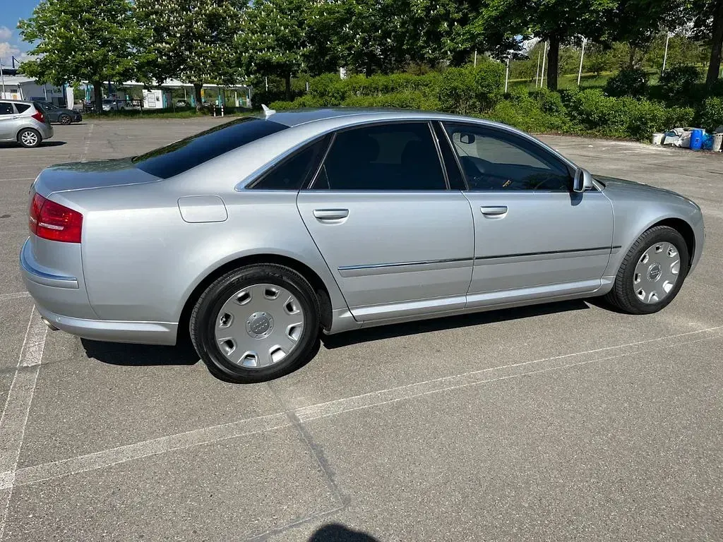 Gebraucht Audi A8 232 PS (170 kW) 2009 Silber Limousine