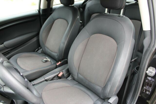 Gebraucht Mini Cooper 136 PS (100 kW) 2015 Schwarz metallic Kleinwagen