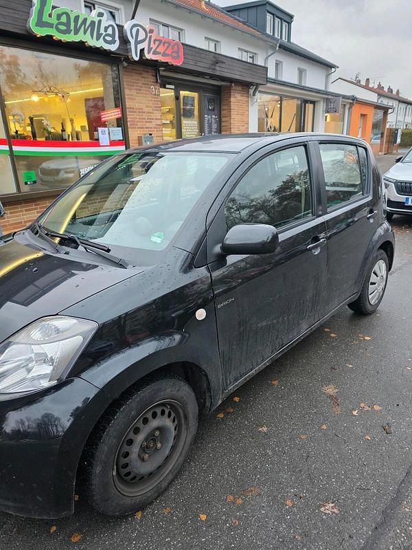 Gebraucht Daihatsu Sirion 87 PS (63 kW) 2007 Schwarz Kleinwagen