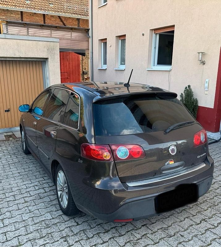 Braun Gebraucht 2008 Fiat Croma Kombi | 1.990 € (Guter Preis) - Bild 1/4