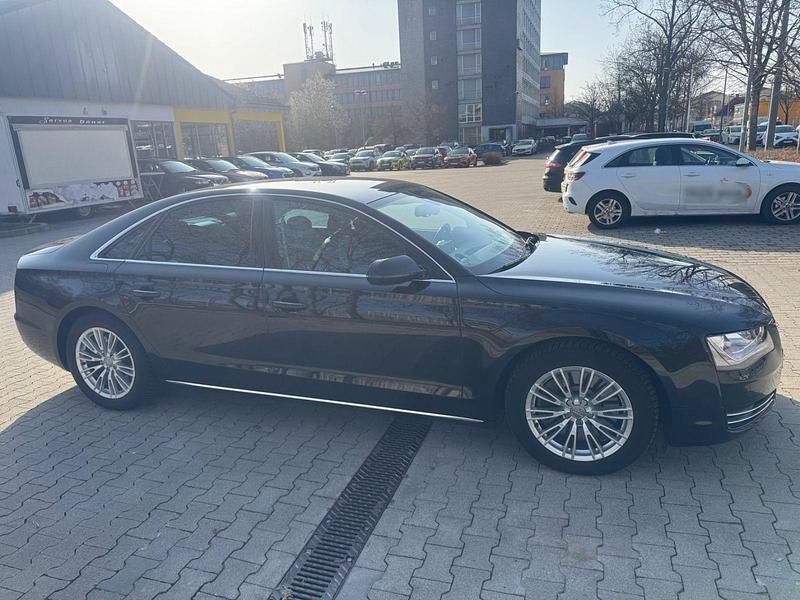 Gebraucht Audi A8 Ambiente 351 PS (258 kW) 2009 Schwarz Limousine