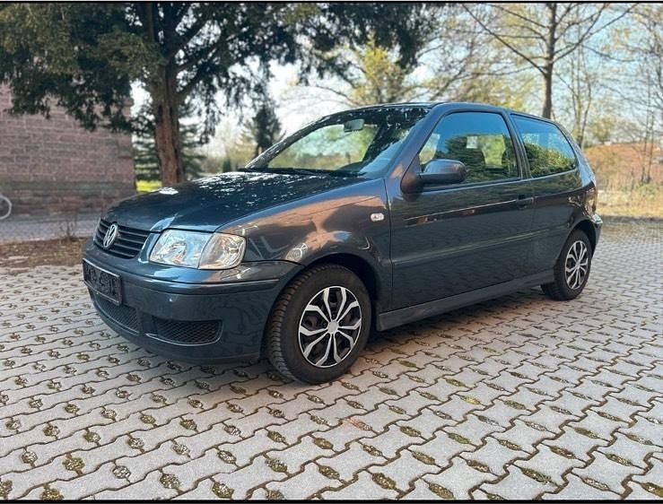 Gebraucht VW Polo 60 PS (44 kW) 2001 Grau Kleinwagen
