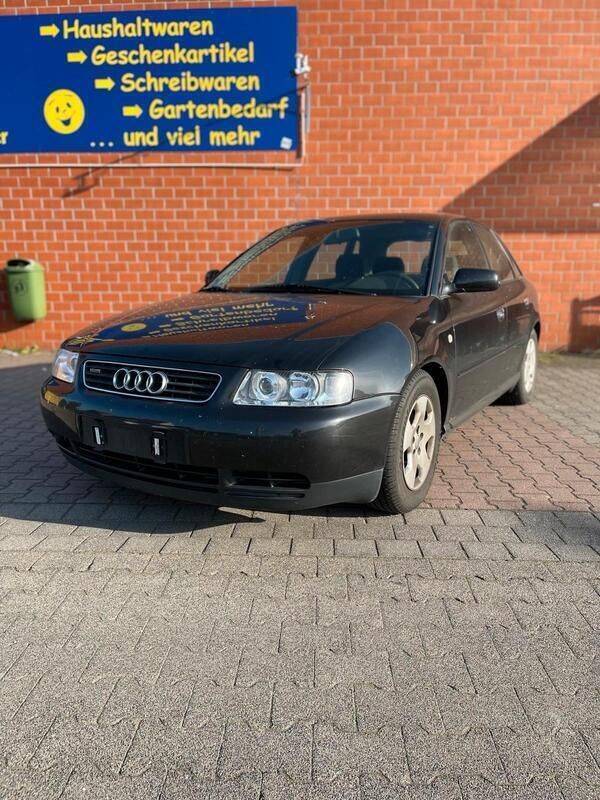 Schwarz Gebraucht 2000 Audi A3 S-Line Limousine | 1.390 € (Fairer Preis) - Bild 1/4