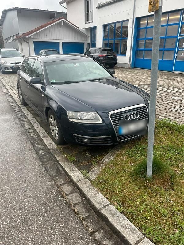 Usado Audi A6 225 HP (165 kW) 2005 Azul Carrinha