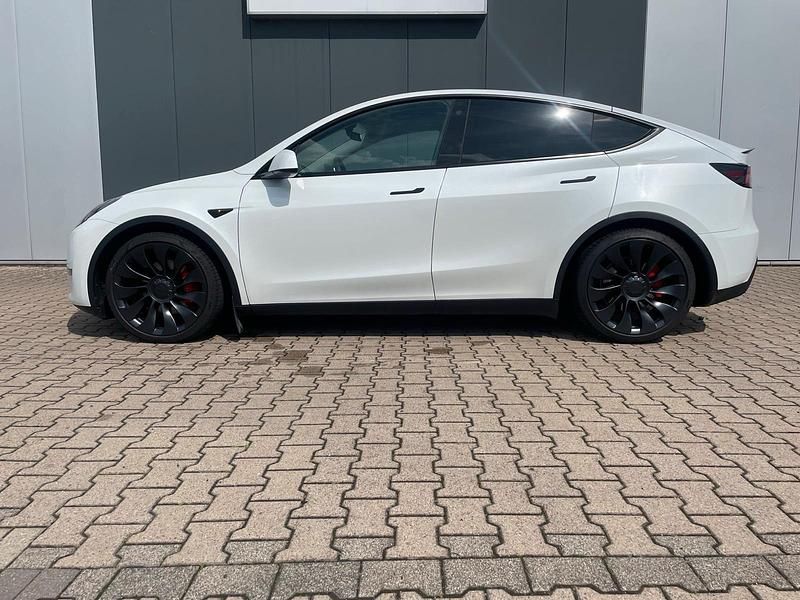 Gebraucht Tesla Model Y Performance 392 kW (534 PS) 2022 Weiß SUV