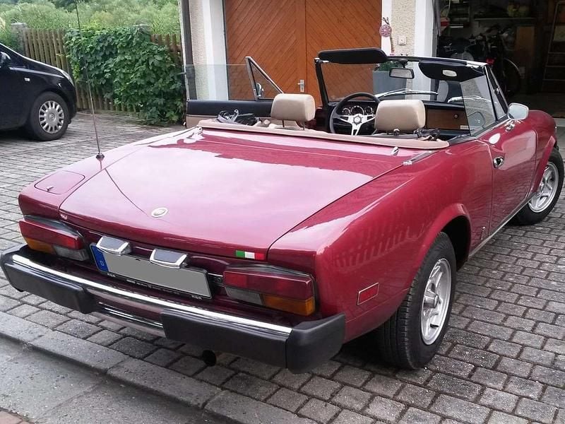 Gebraucht Fiat 124 Spider 105 PS (77 kW) 1980 Rot Cabrio