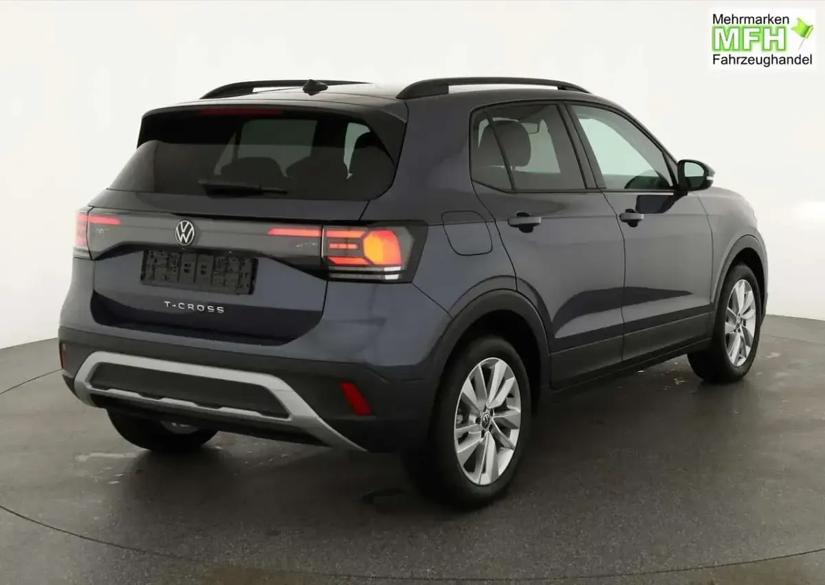 Gebraucht VW T-Cross Life 116 PS (85 kW) 2025 Rauch grau metallic SUV