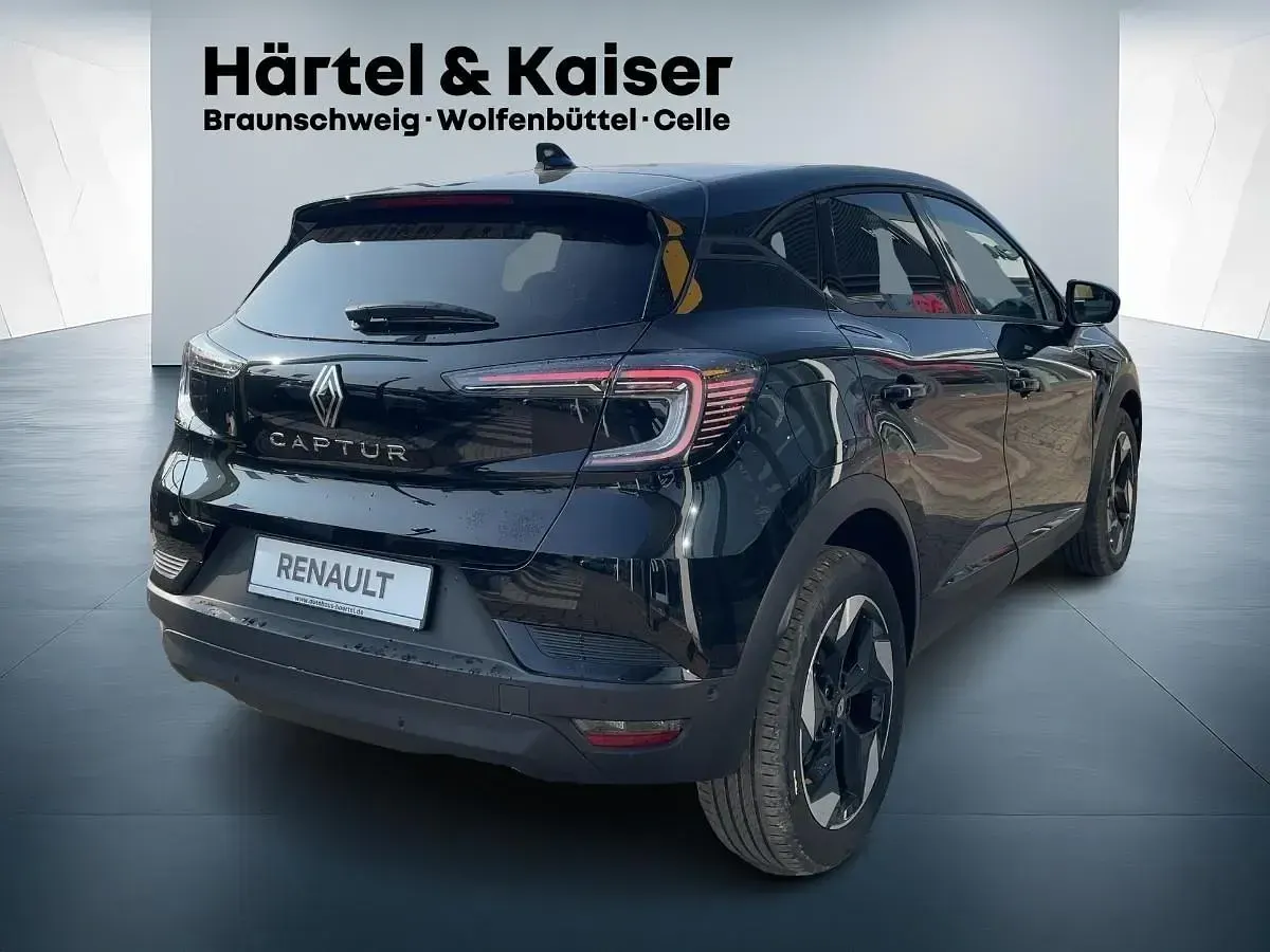 Neu Renault Captur 90 PS (66 kW) 2025 Blackpearlschwarz (schwarz) SUV