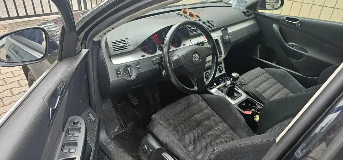 Gebraucht VW Passat 140 PS (102 kW) 2007 Schwarz Kombi